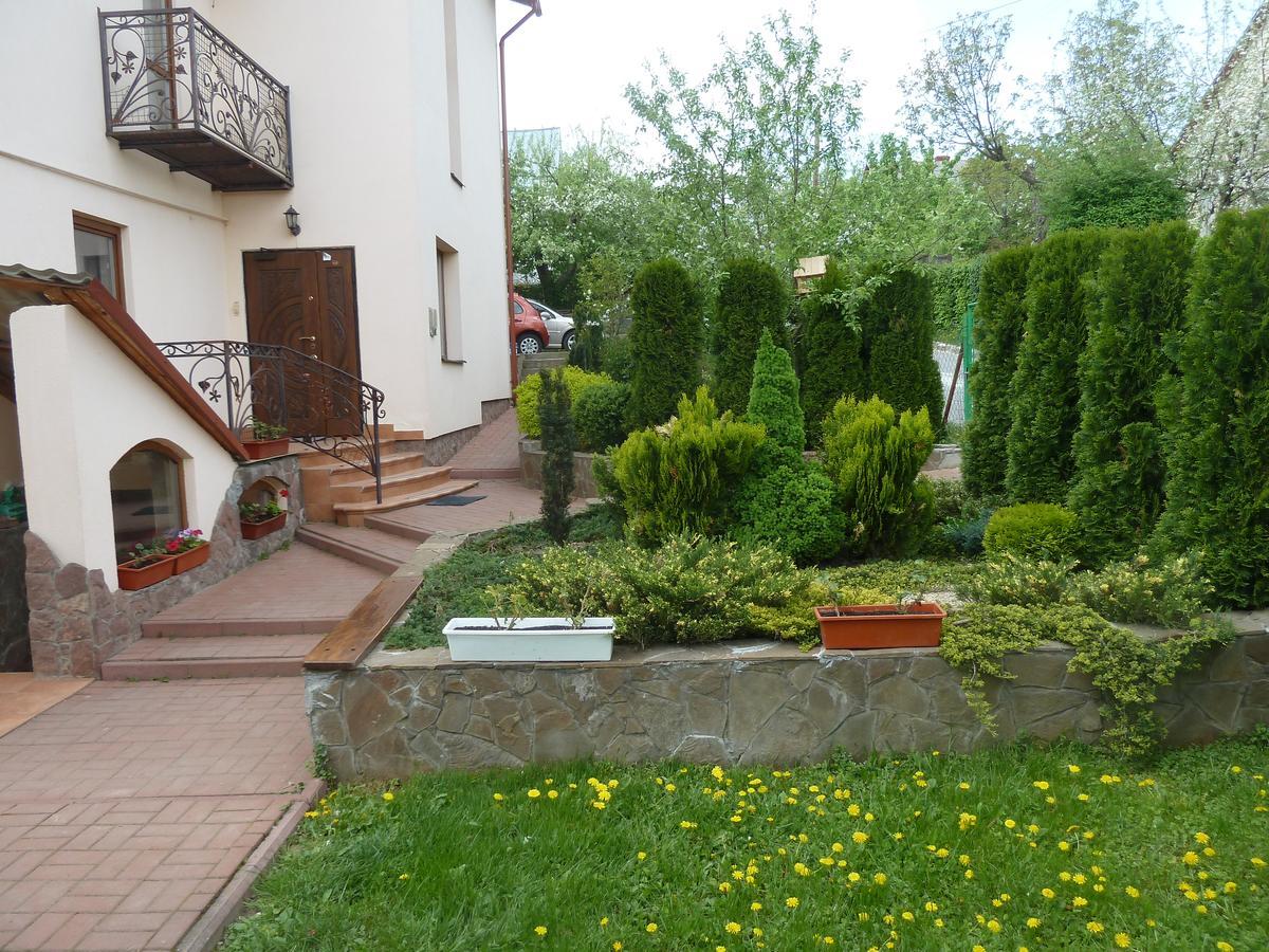 U Olgi Hotel Трускавец Екстериор снимка