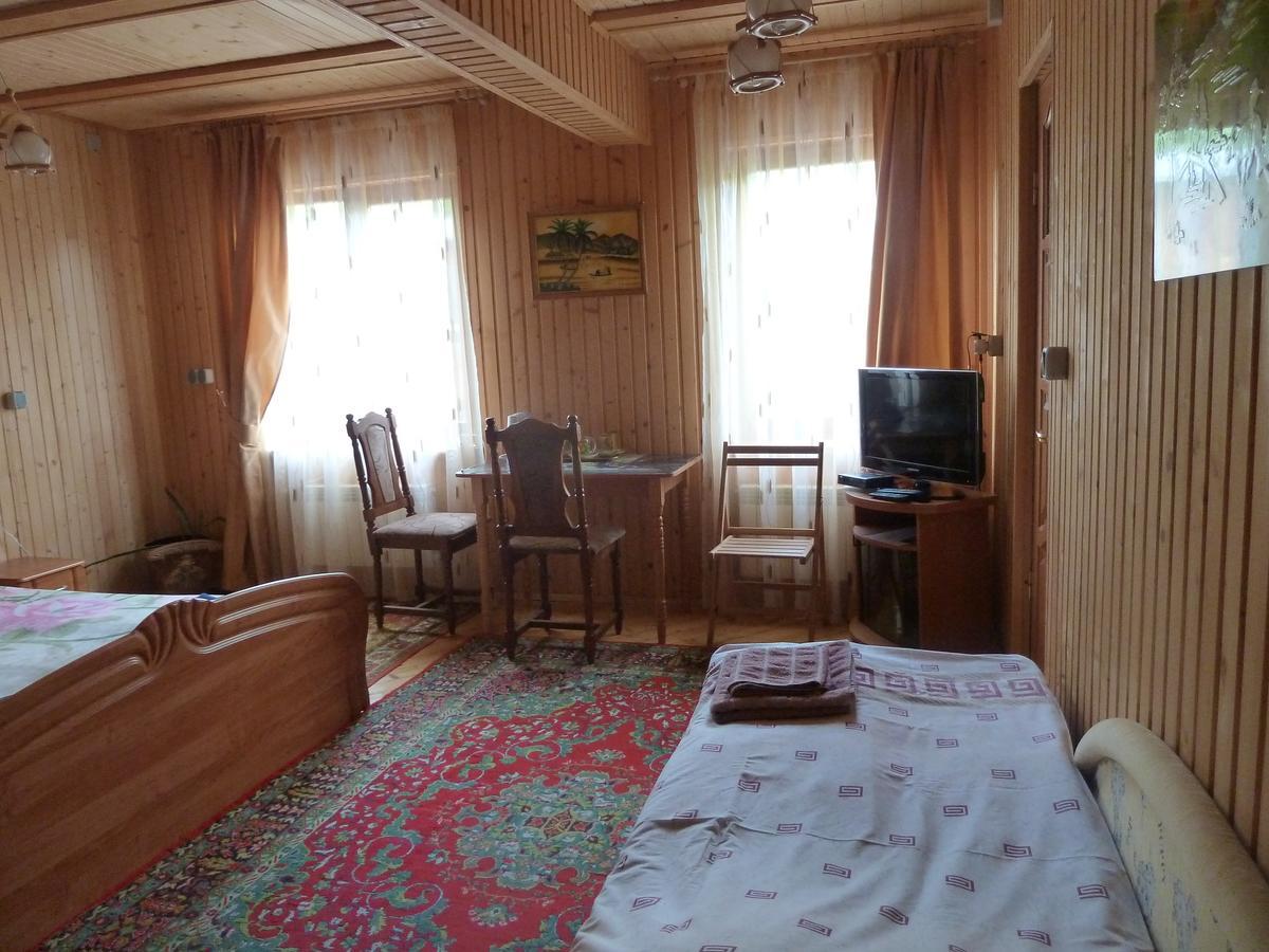 U Olgi Hotel Трускавец Екстериор снимка